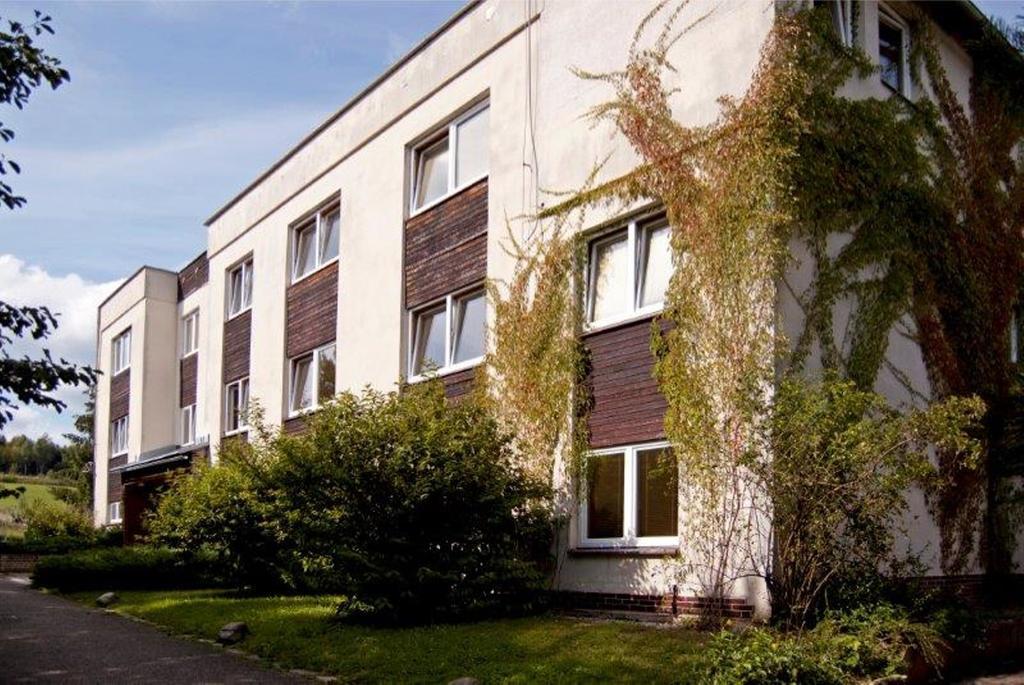 Holiday Park Vrchlabi - Lisci Farma Luaran gambar